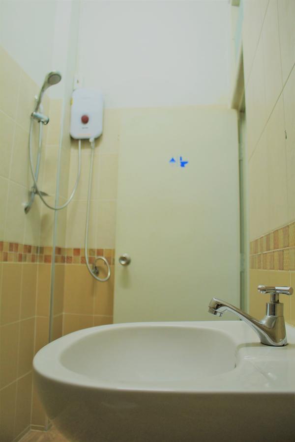 Sook Hostel (Adults Only) 치앙마이 외부 사진