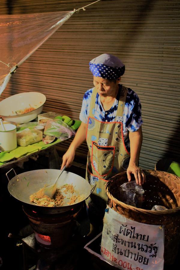 Sook Hostel (Adults Only) 치앙마이 외부 사진