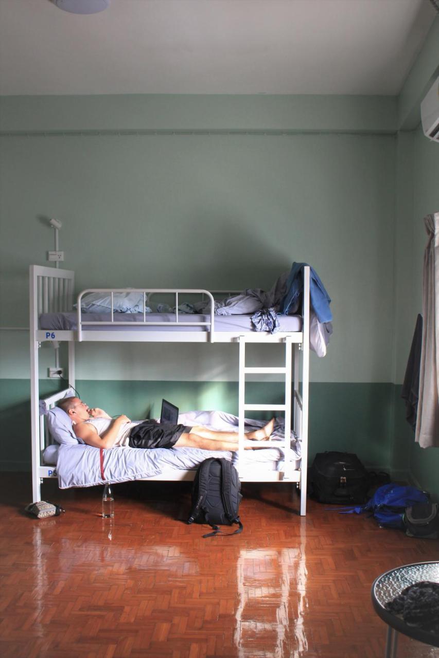 Sook Hostel (Adults Only) 치앙마이 외부 사진