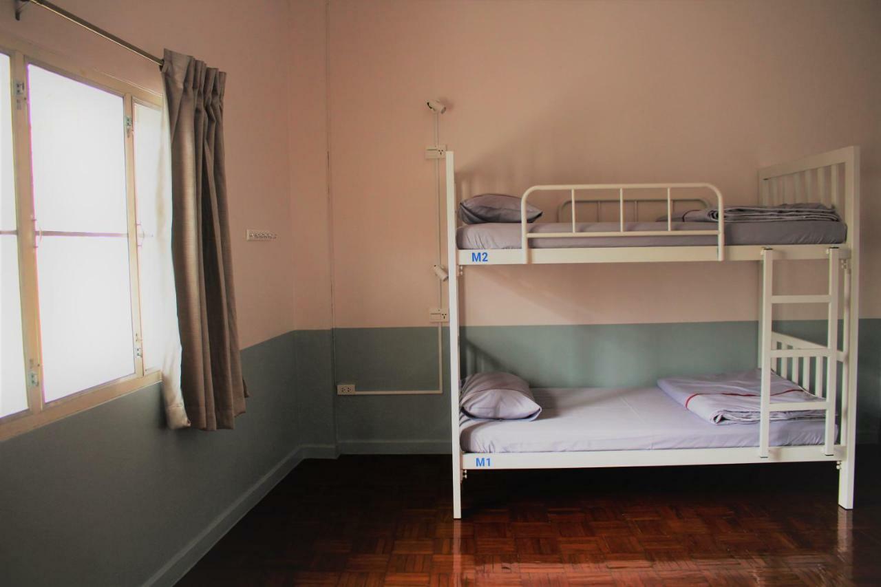 Sook Hostel (Adults Only) 치앙마이 외부 사진
